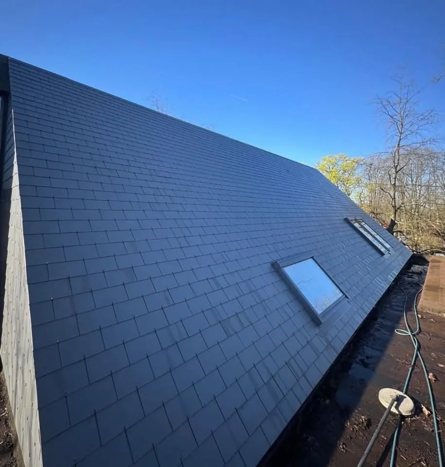 Toiture moderne anthracite